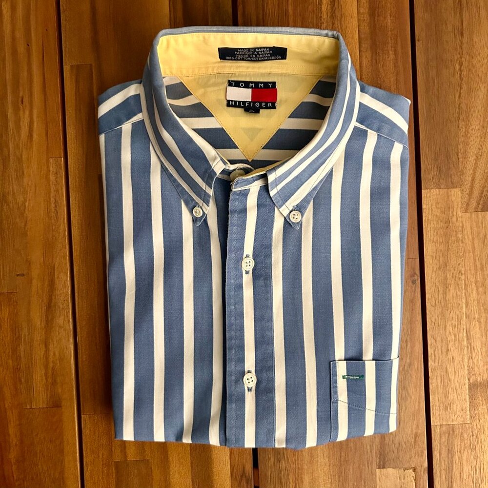 Mid-90s Vintage Tommy Hilfiger Short Sleeved button-up Shirt